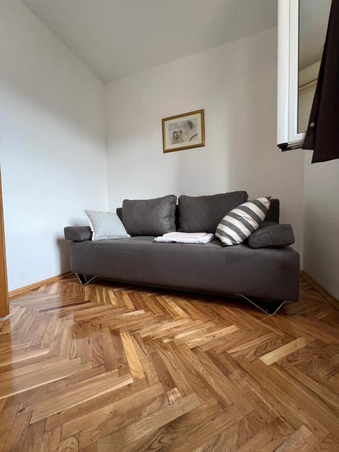 Ksenia Guesthouse Apartments And Studios Budva Ngoại thất bức ảnh
