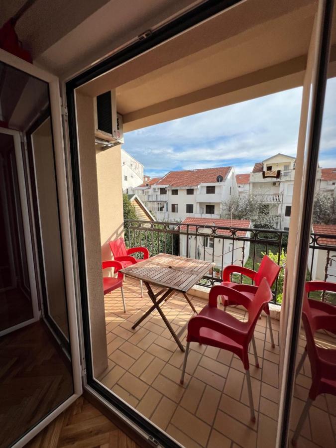 Ksenia Guesthouse Apartments And Studios Budva Ngoại thất bức ảnh