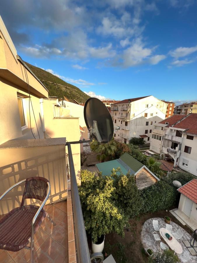 Ksenia Guesthouse Apartments And Studios Budva Ngoại thất bức ảnh